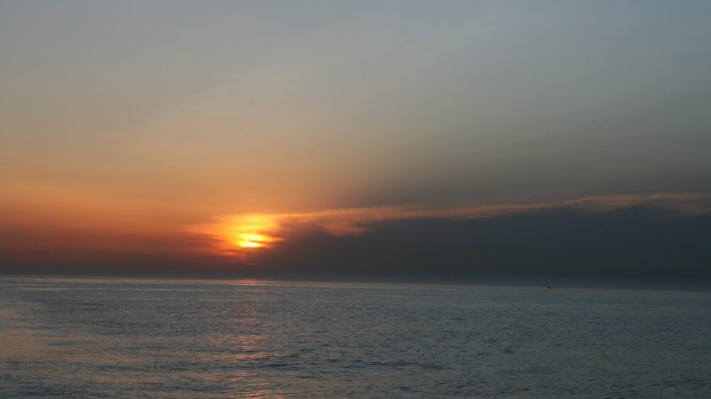 Sonnenaufgang vor Gibraltar