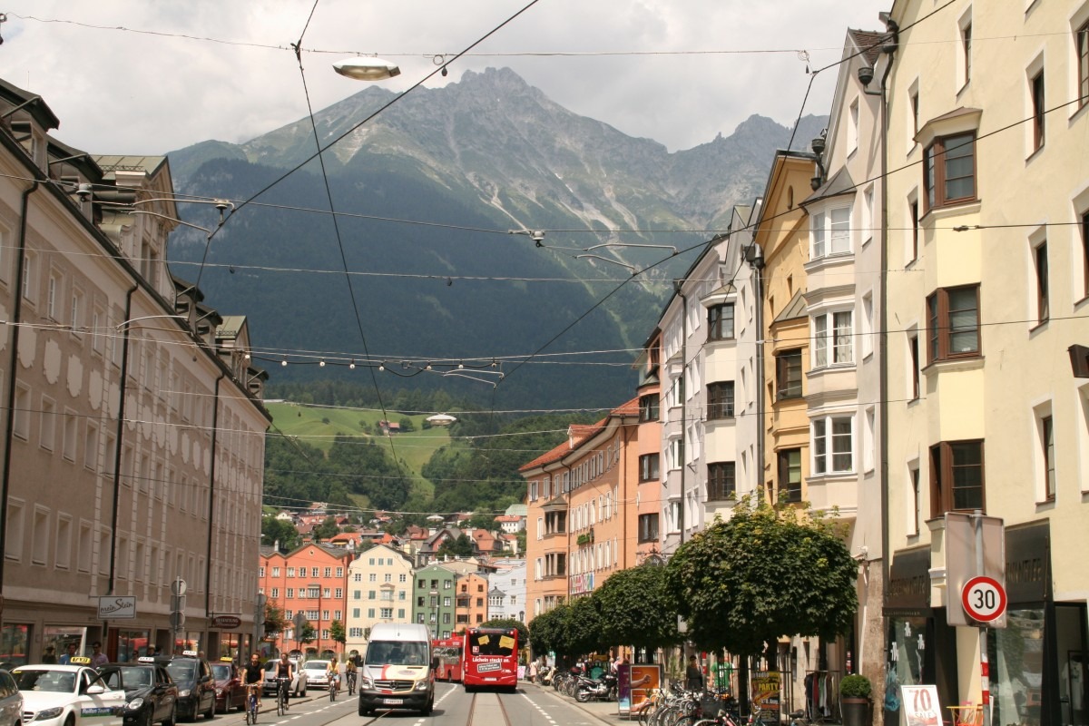 Innsbruck - Blick auf Berge