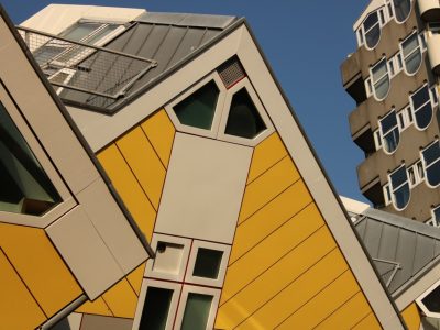 Die berühmten gelben Kubushäuser in Rotterdam