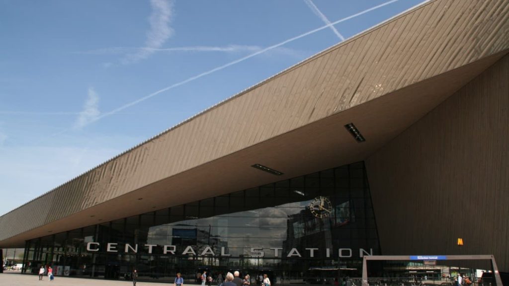 Dekorativer Bahnhof in Rotterdam